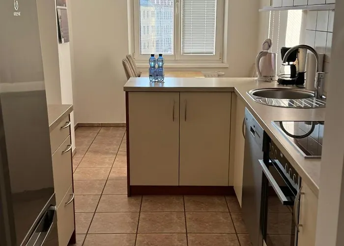 Marta Klagenfurt am Woerthersee